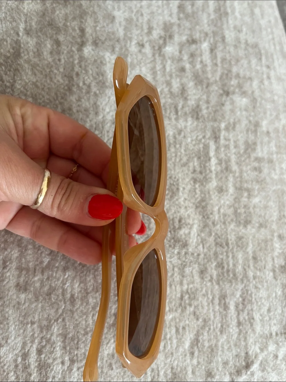 Amazon Brown/Tan Rectangular Women's Sunglasses